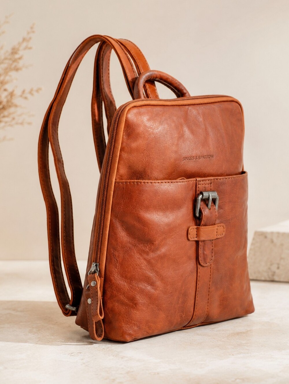 Spikes & Sparrow Leather Backpack - Texas - Brandy Cognac